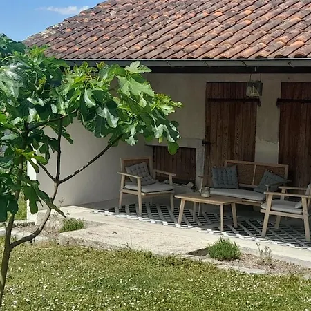Vacation * Lignieres-Ambleville